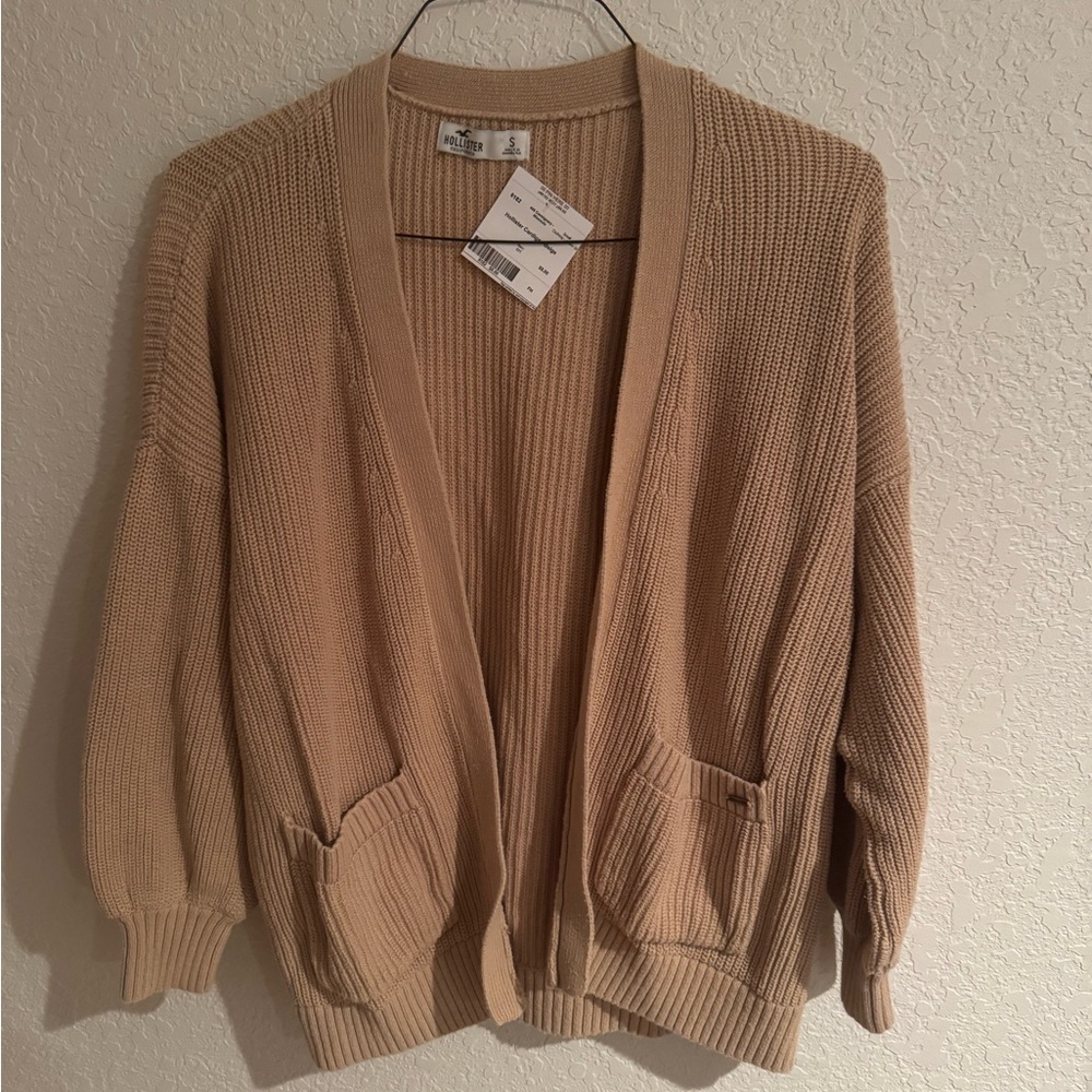 Hollister Women's Caramel Cardigan Sweater